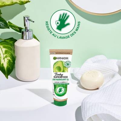 5_GARNIER_ECOM_SKIN_PACKS_BATHROOM-AVOCADO_FR